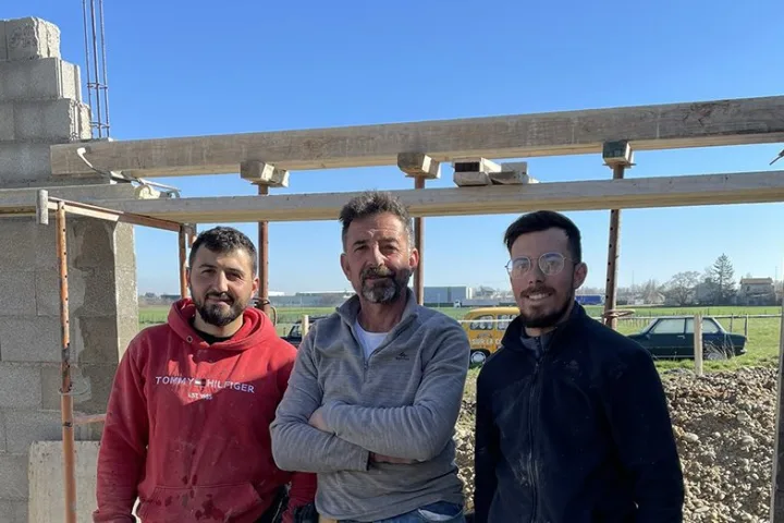 Interview de Mr Hamza Akbulut, Maçon pour Maisons Alain Métral en région Lyonnaise.