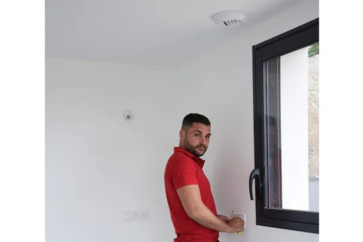 Interview de Mr Simon Flacher, électricien pour Maisons Alain Métral en Savoie.